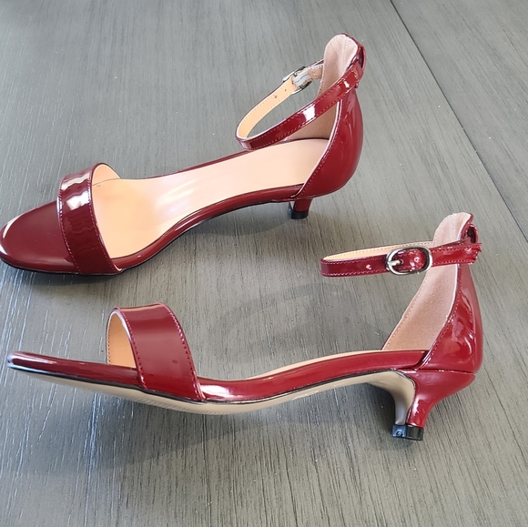 NWT - Red Wine Sandals - kitten heels ๐ - Picture 10 of 14
